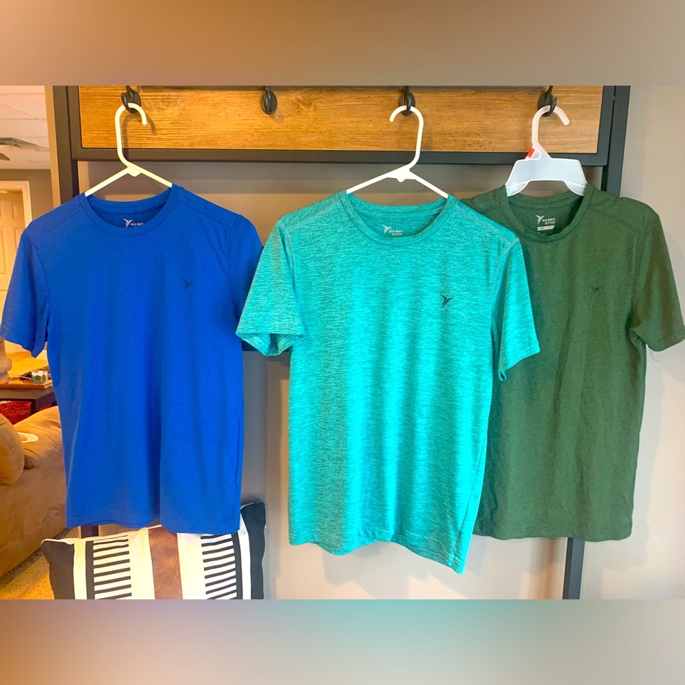 Men’s adult small old navy active tee kit